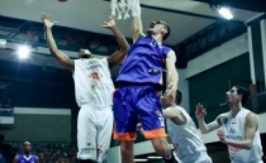 Sonte derbi i kryeqytetit në basketboll