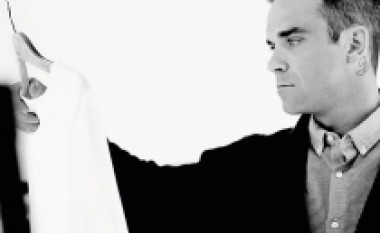 Robbie Williams, linjë luksoze për meshkuj