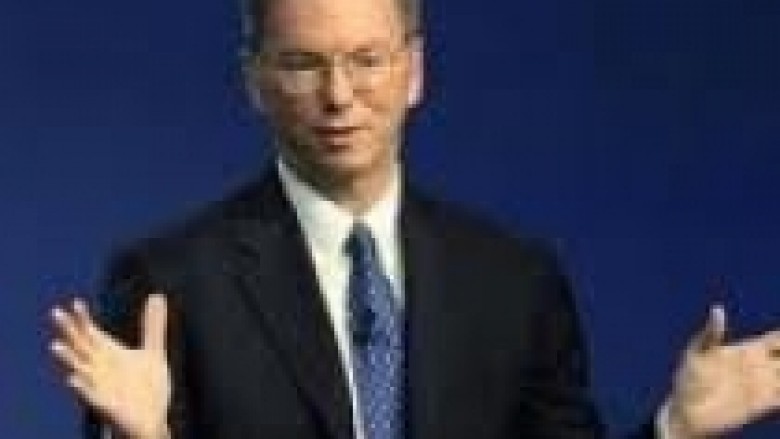 Google: Eric Schmidt u shpërblye me 101 milionë vitin e kaluar