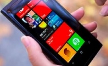 Nokia humb me Lumia, fiton nga iPhone