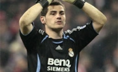 Casillas: Nuk mendoj për Mourinhon