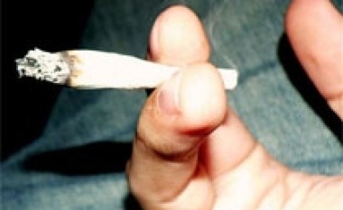 Marihuana në moshë të re shkakton vartësi