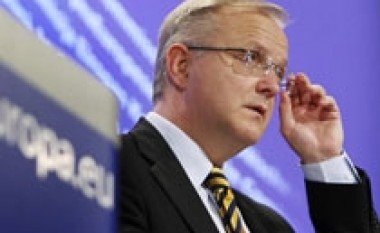 Rehn: Euro nuk do të thyhet