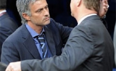 Mourinho fitimtar ndaj Van Gaal