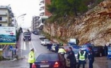 Sarandë, në hetim 4 persona për falsifikim dokumentesh