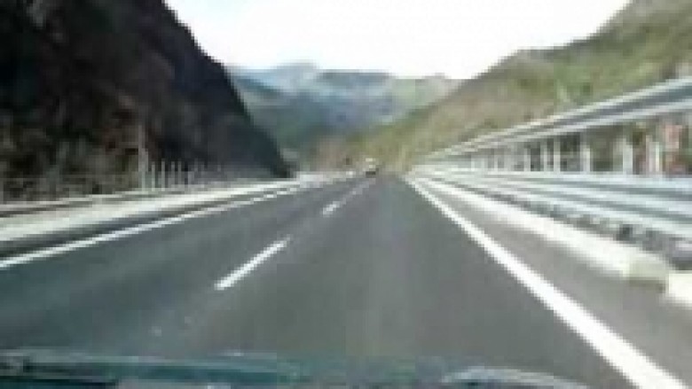 Mbi 10 mijë kosovar gjatë ditës shkelin autostradën