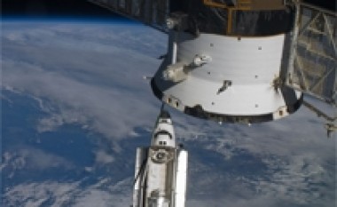 Endeavour ikën përgjithmonë nga ISS