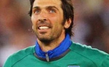 Edhe Buffon kritikon topin e Botërorit