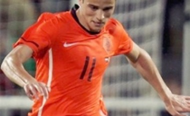 Afellay lëvdohet nga Van Persie