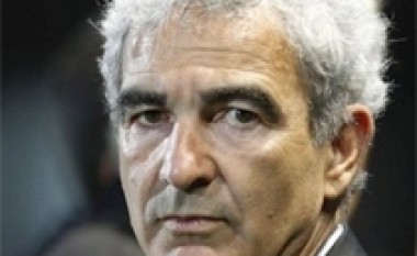 Domenech: Kina fitoi me një goditje