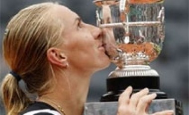 Kuznetsova kampione e re e French Open