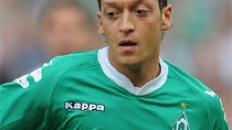 Chelsea, ofertë 20 milionë për Ozil