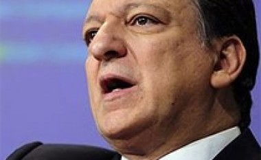 Barroso: Greqia të bëjë detyrat e saj për ndihmat