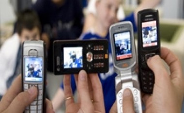 Ulen tarifat e telefonisë mobile në Shqipëri