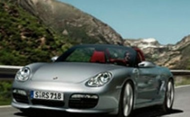 Porsche zbarkon në Kosovë