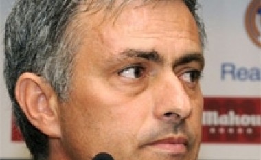 Mazzari: Mourinho di të fitojë vetëm me klube të mëdha