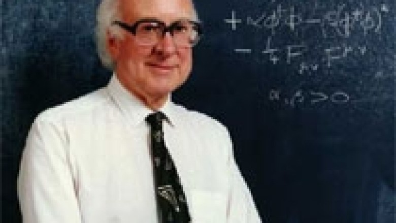 Kush është Peter Higgs – ylli i ri i shkencës?!