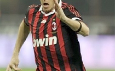 Ambrosini: Ky Milan është shumë i moshuar