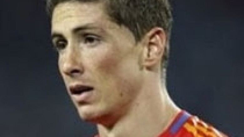 Hodgson krenar me Torres dhe Reina