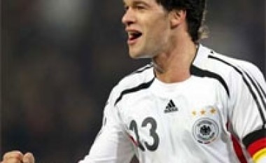 Ballack: Unë jam kapiteni