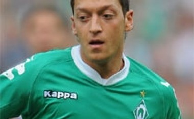 Werderi pret oferta për Ozil