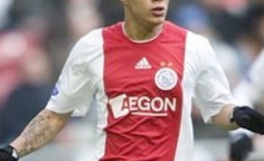 Ndalen negociatat për Van der Wiel