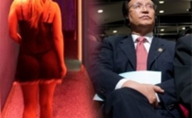 Kinezët u besojnë më shumë prostitutave se politikanëve