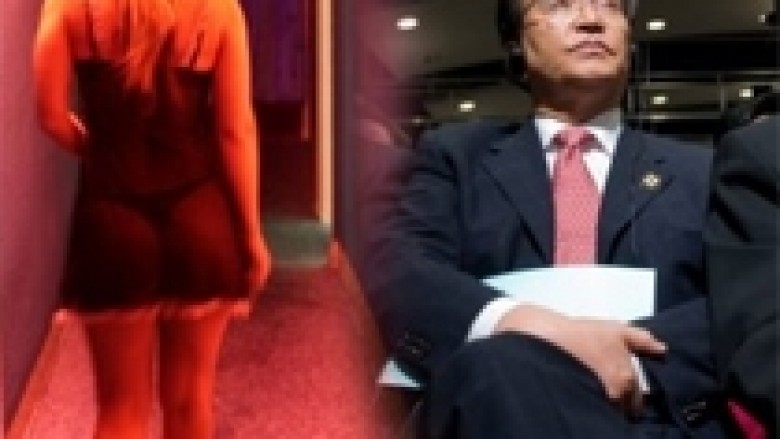 Kinezët u besojnë më shumë prostitutave se politikanëve