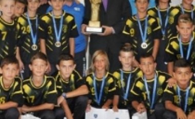 Krasniqi priti fituesit e ‘Gothia Cup 2013’