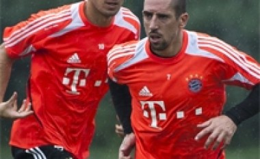 Robben e Ribery udhëheqin formacionin e Bundesligas