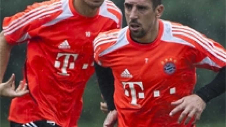 Robben e Ribery udhëheqin formacionin e Bundesligas