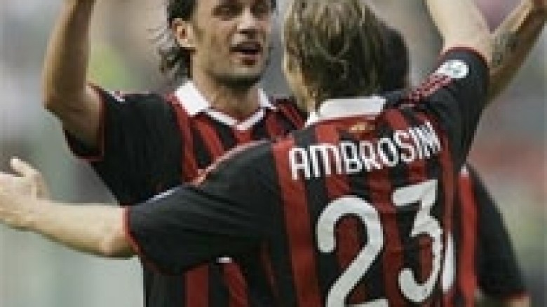 Ambrosini vazhdon kontratën me Milanin