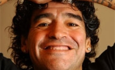 Maradona mund të shkarkohet?