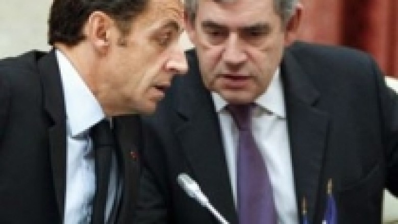 Sarkozy dhe Brown: Ndërhyrje në sistemin financiar