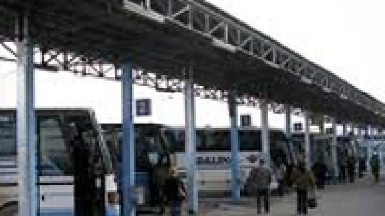 Punëtoret kundër privatizimit të Stacioneve të Autobusëve