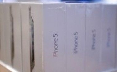 Mbi 10 milionë iPhone 5 të shitur për fundjavë!