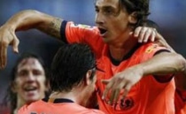 Ibrahimovic vazhdon të shënojë, Barcelona të fitojë