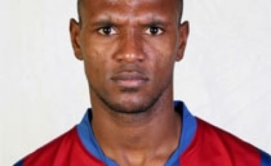 Abidal: Trofeu i La Ligas është primar