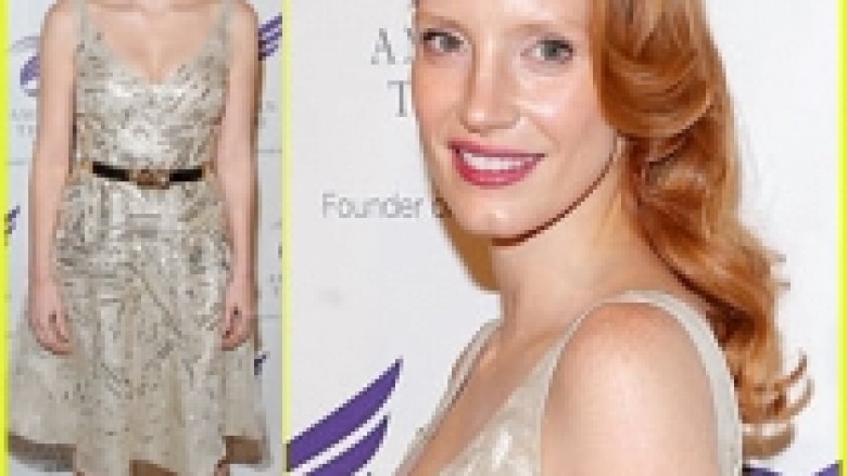 Jessica Chastain me një fustan koktej