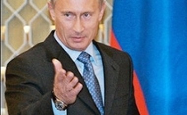 Putin: Rusia kundër vendosjes së afatit për Kosovën