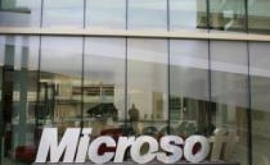 Microsoft pregatitet të hap 32 dyqane të reja me rastin e daljes në treg të Windows 8