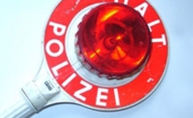 “Policët” plaçkitin vozitësin