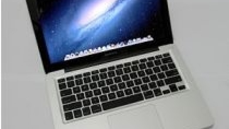 Apple lanson versionin 13 inç MacBook?