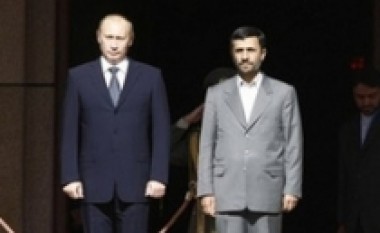 Putin mbërrin në Iran