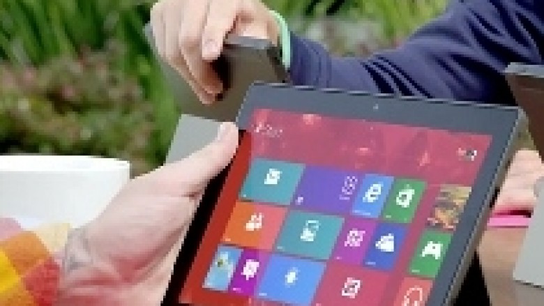 Microsoft Surface i gatshëm për para porositje