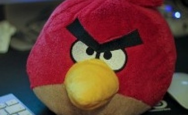 Hapet shitorja Angry Birds