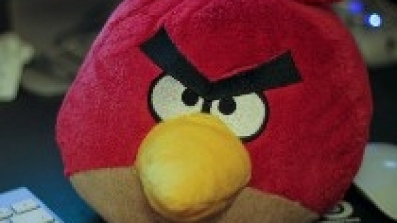 Hapet shitorja Angry Birds