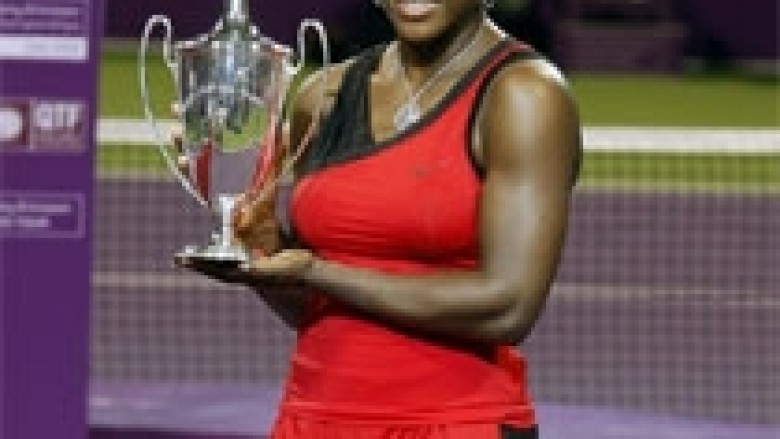 Serena fiton trofeun e Sony Ericsson Championships