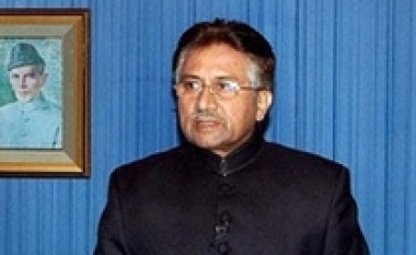 Musharraf mbron gjendjen e jashtëzakonshme