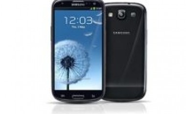 Samsung prezanton Galaxy SIII me ngjyrë të zezë